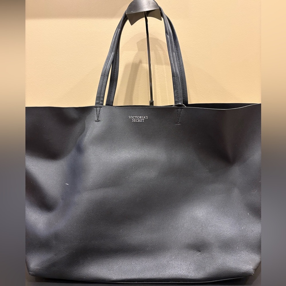 🍀Victoria’s Secret Large Black Tote Bag